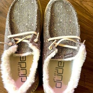 Hey dudes loafer with fluffy liner